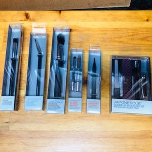 Japonesque Makeup Brushes & Manicure Kit